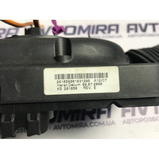 Підрульовий перемикач в зборі Opel Astra H 2004-2010 13236788